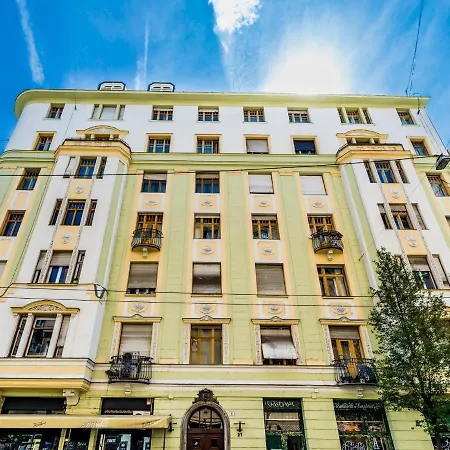 Bpr W21 Retro With Balcony Budapešť