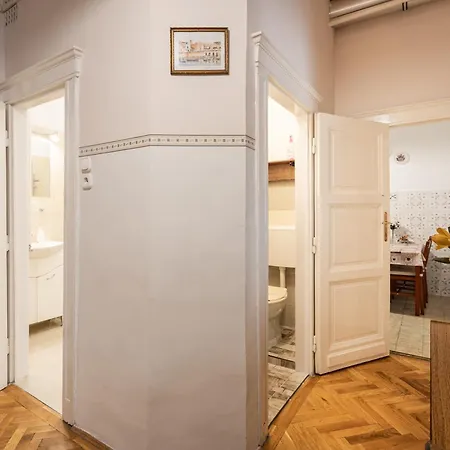 דירה Bpr W21 Retro With Balcony בודפשט