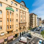 Bpr W21 Retro With Balcony
