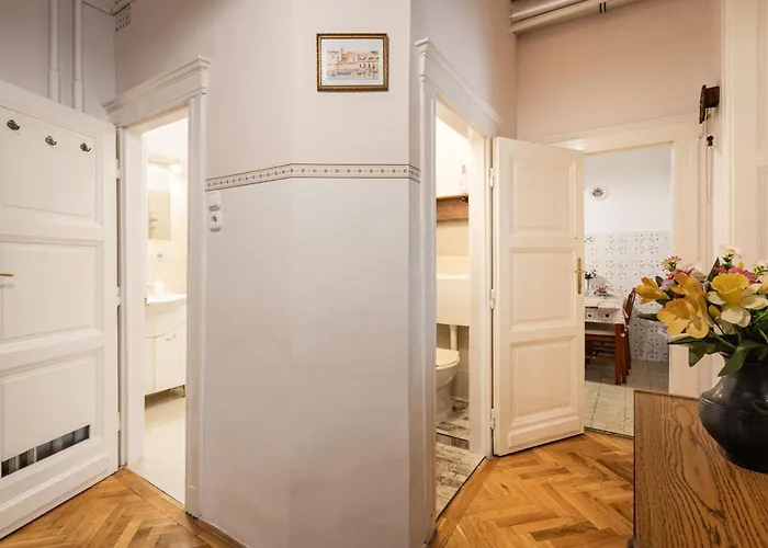 Appartement Bpr W21 Retro With Balcony Budapest