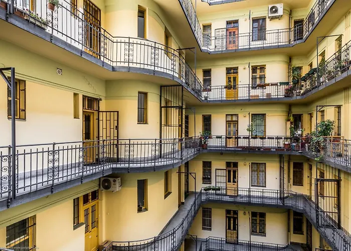 Bpr W21 Retro With Balcony *